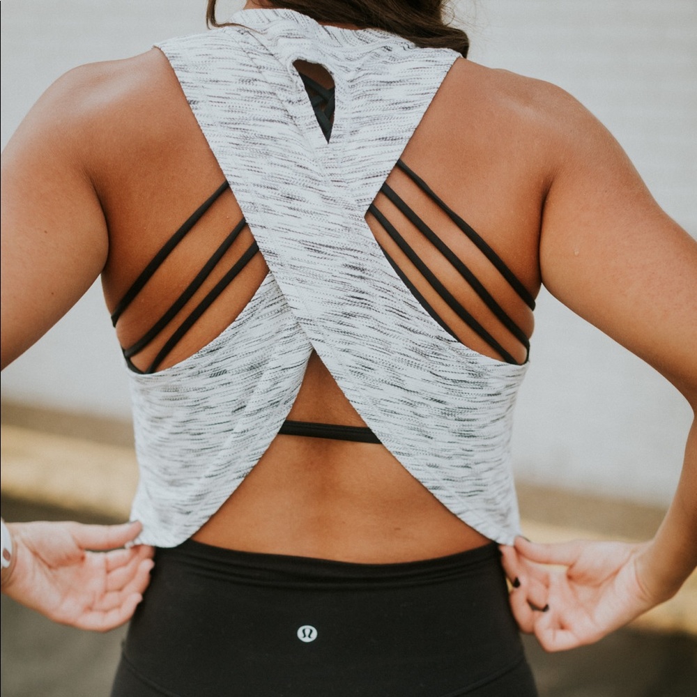 Lululemon open cross back tank cropped